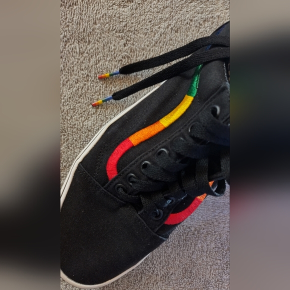 Mens Vans sz 8 PRIDE Edition Sneakers - Picture 7 of 8